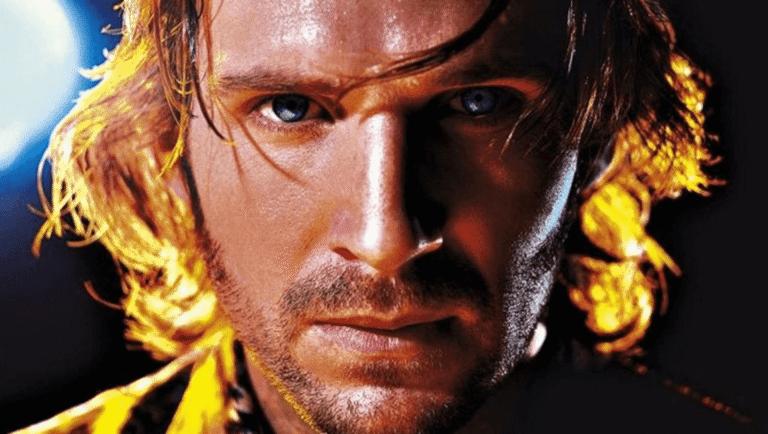 Ralph Fiennes in Strange Days (1995). Close-up of his face, intense gaze.